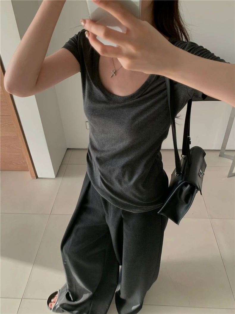 GRAY V-NECK T-SHIRT SOLID COLOR CLASSIC FOR EVERYDAY WEAR