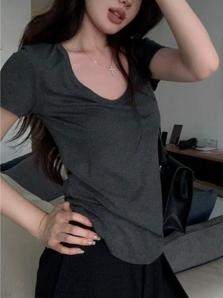 GRAY V-NECK T-SHIRT SOLID COLOR CLASSIC FOR EVERYDAY WEAR