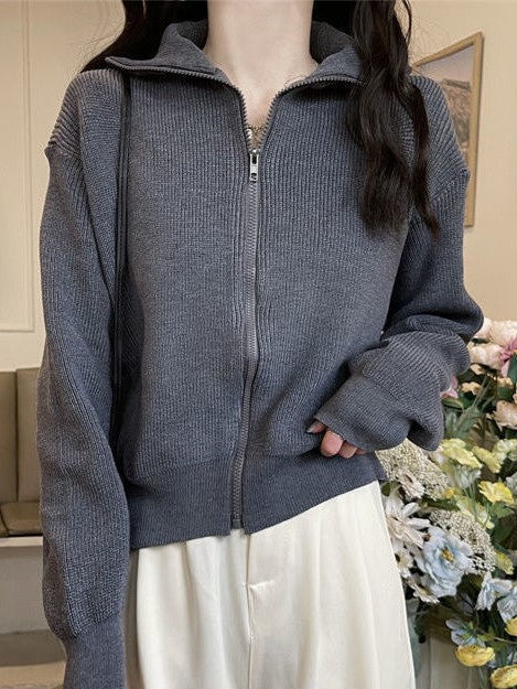 GRAY ZIP-UP KNIT SWEATER WITH DISTINCTIVE LAPEL COLLAR