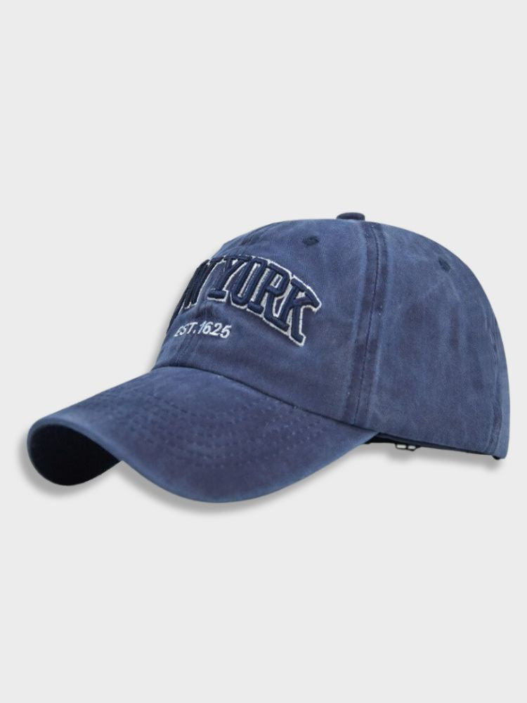 GREEN BASEBALL CAP WITH ICONIC NY LOGO