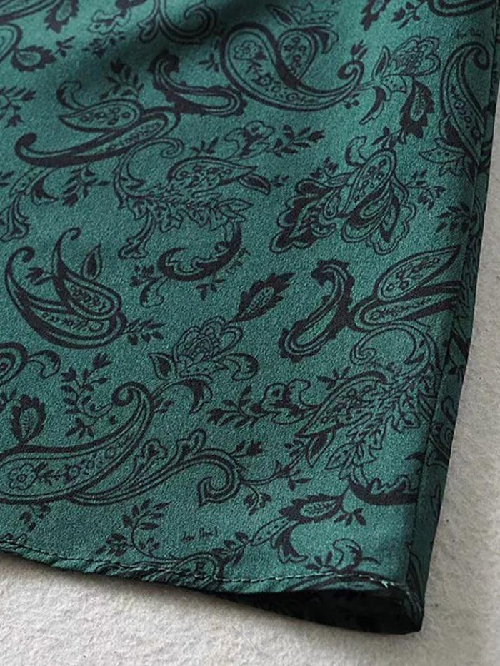 GREEN PAISLEY PRINT DRESS WITH FLATTERING SLIM FIT