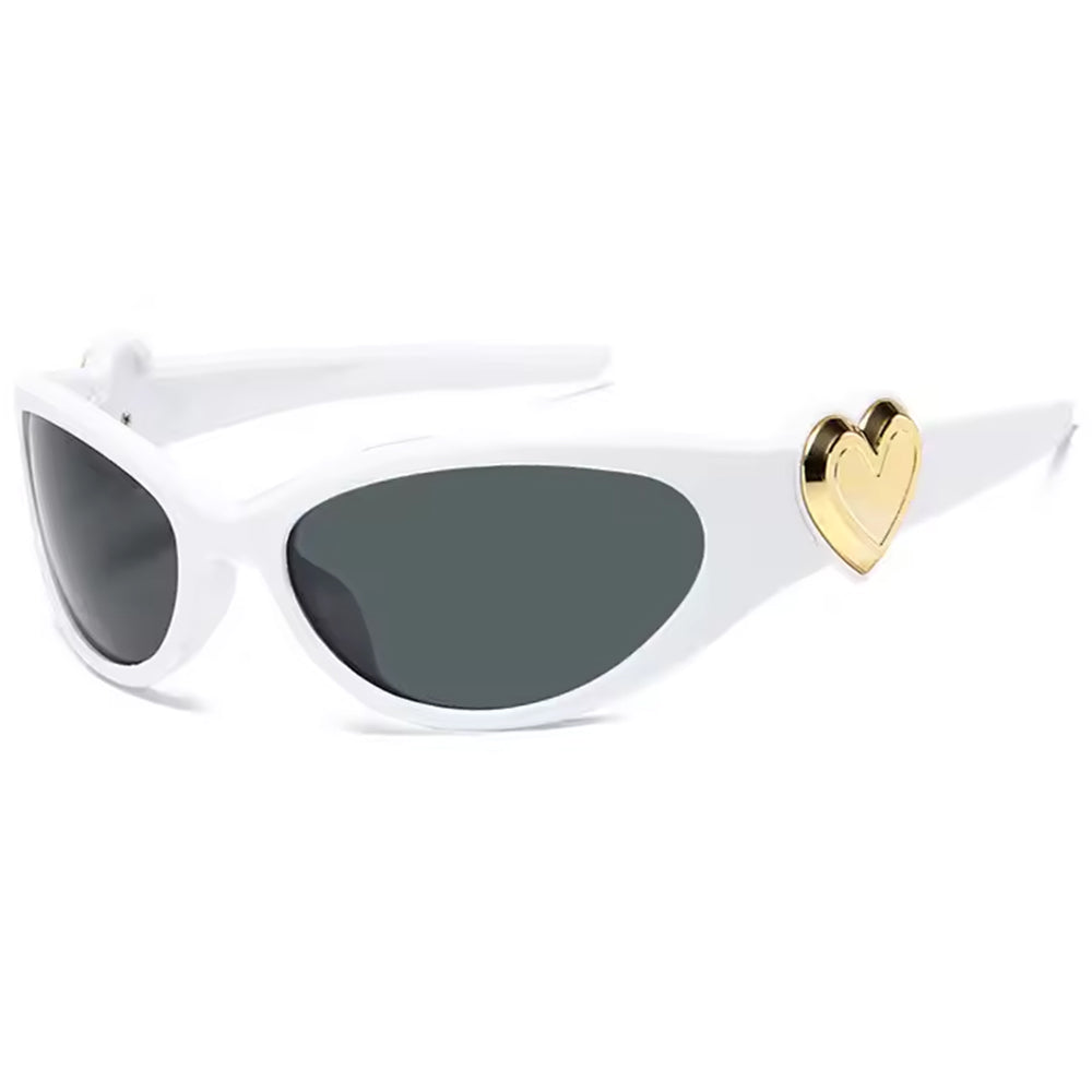 HEART SUNGLASSES Y2K AESTHETIC BLACK AND GOLD