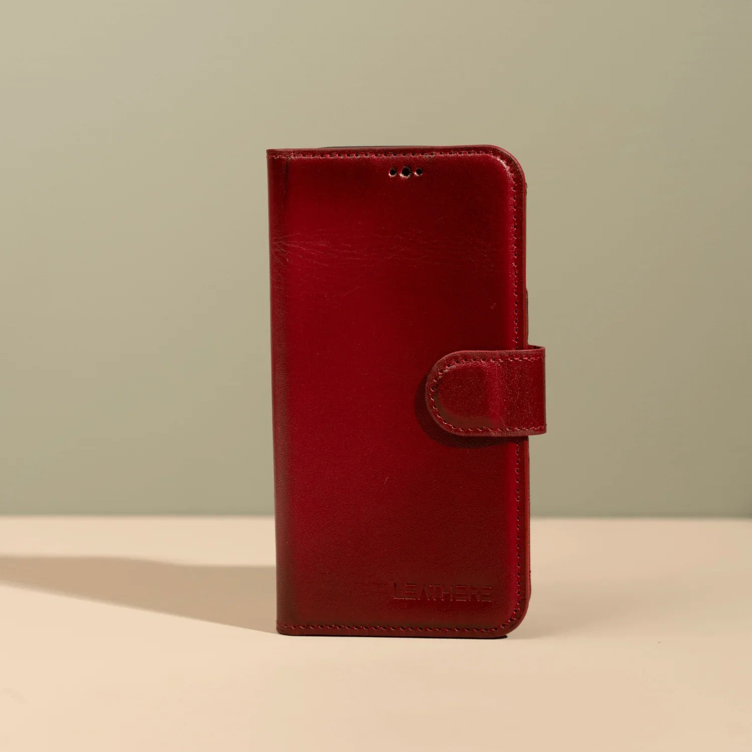 iPhone 16 Series Red Leather Wallet Case - New York