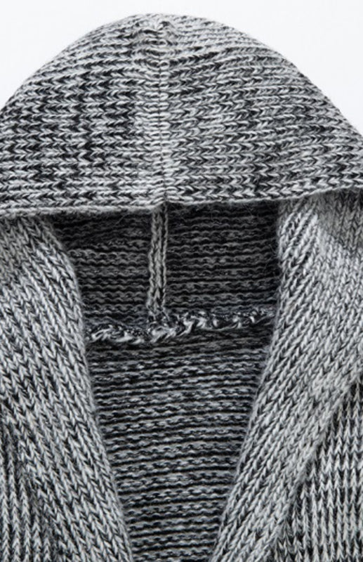 Herren-Strickjacke mit Kapuze, mittellang, mit Hornschnalle 