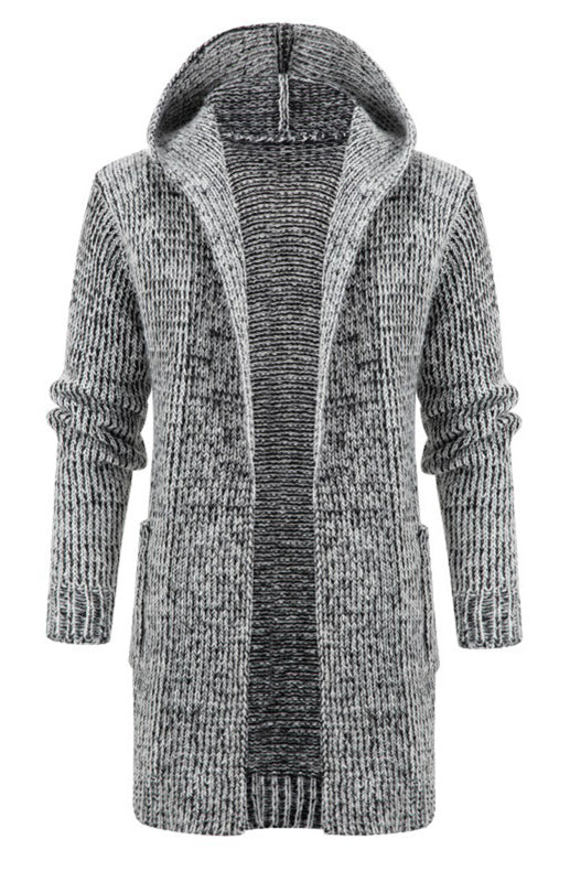 Mittellanger Herren-Strickpullover mit Kapuze und Hornschnalle 