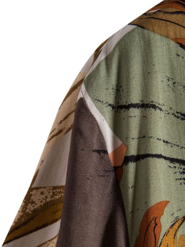 Herrenmode-Trend: Lässiges Kurzarmhemd aus bedruckter Baumwolle 