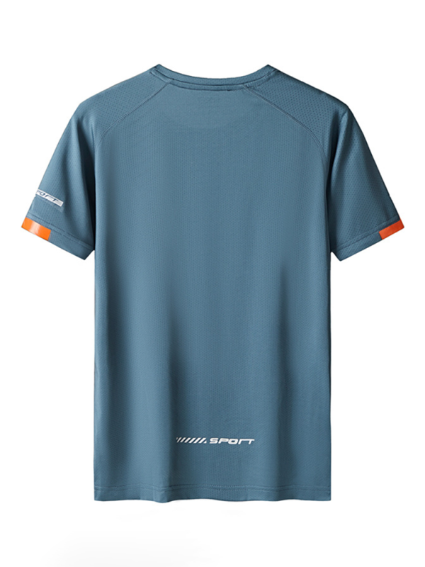 Quick-drying short-sleeved T-shirt men's sports T-shirt – lifestyle view