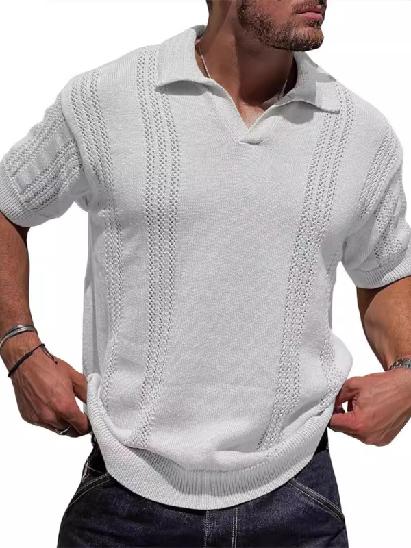 Polo homme en maille, manches courtes, col V, coupe ample, couleur unie 