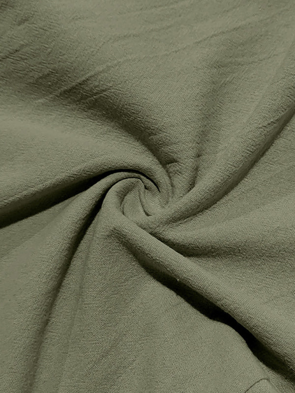 Linen cargo pants – fabric texture detail