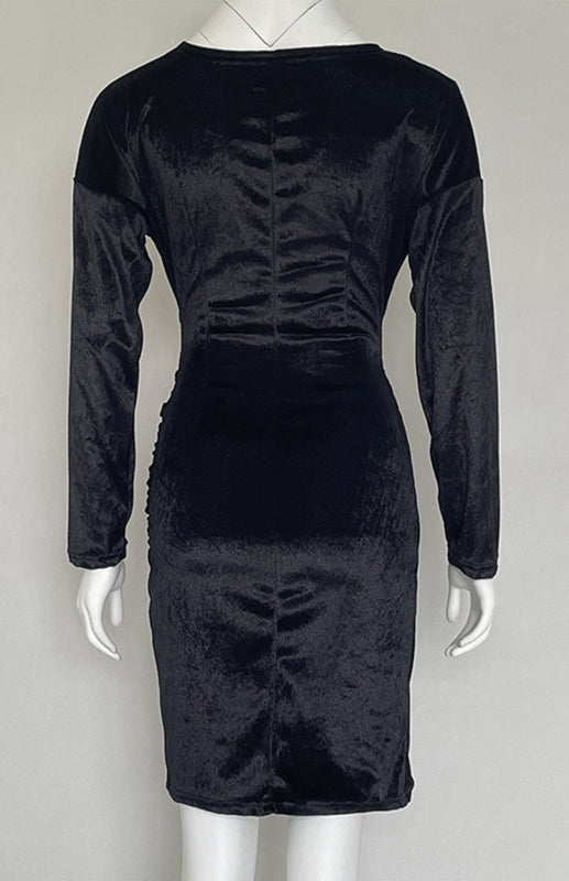 Sexy Samtkleid mit V-Ausschnitt, schmaler Passform, Schlitz und langen Ärmeln – perfekt für Cocktailpartys 