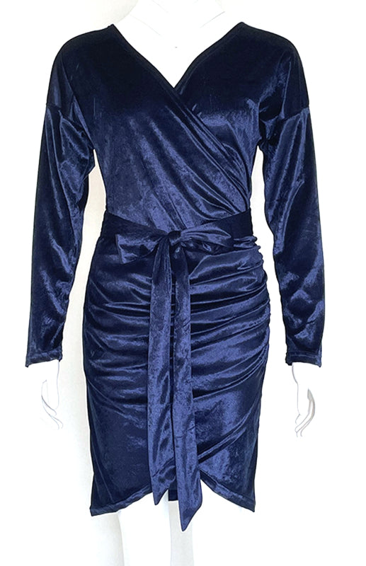 Sexy Samtkleid mit V-Ausschnitt, schmaler Passform, Schlitz und langen Ärmeln – perfekt für Cocktailpartys 