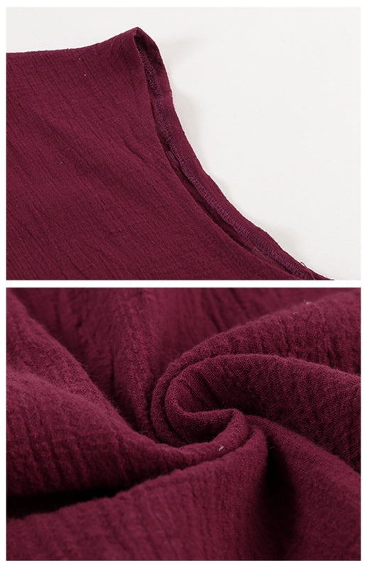 Leinenbluse mit Reverskragen, Knopfleiste, Raglanärmeln und abgerundetem Schlitz am Saum 