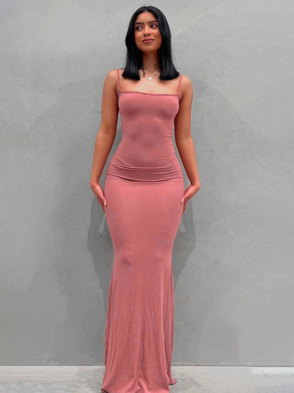 Lässiges ärmelloses, hochtailliertes, figurbetontes Trägerkleid 