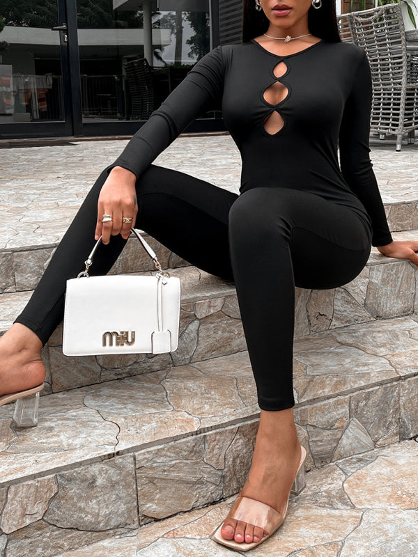 Black form-fitting jumpsuit with stretchy fabric – full body