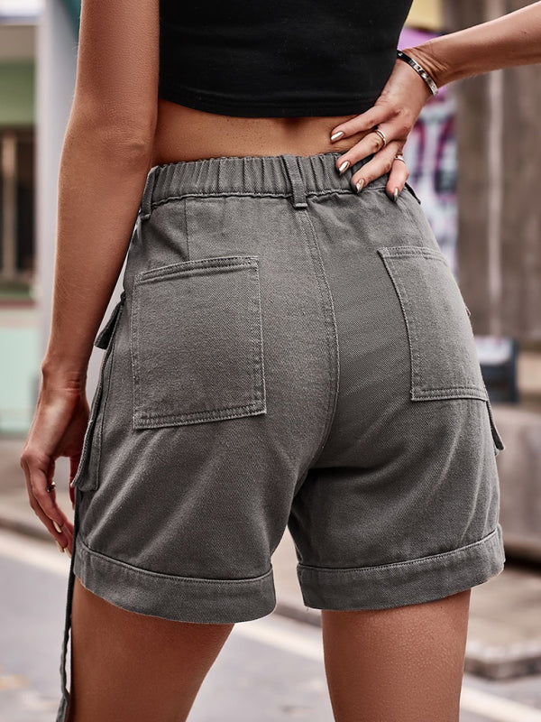 Neue amerikanische Denim-Latzhose, lässige Shorts mit Taschen und elastischem Bund 