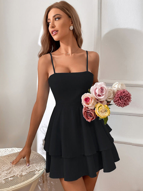 Robe courte sexy à bretelles et nœud papillon dos nu 