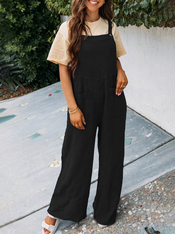 Neuer lässiger Jumpsuit in Unifarbe mit Taschen, gefaltetem Kragen und lockeren Hosenträgern 
