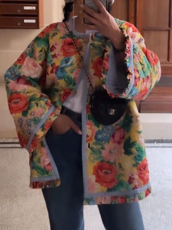 Veste matelassée à coutures contrastées sur les manches trompette 