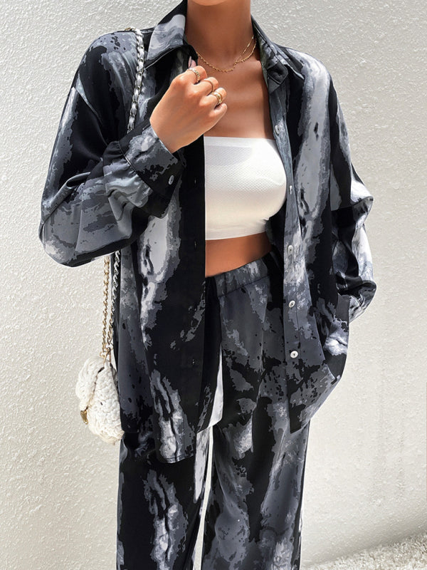 Ensemble deux pièces décontracté imprimé, composé d'un haut à manches longues et d'un pantalon. 