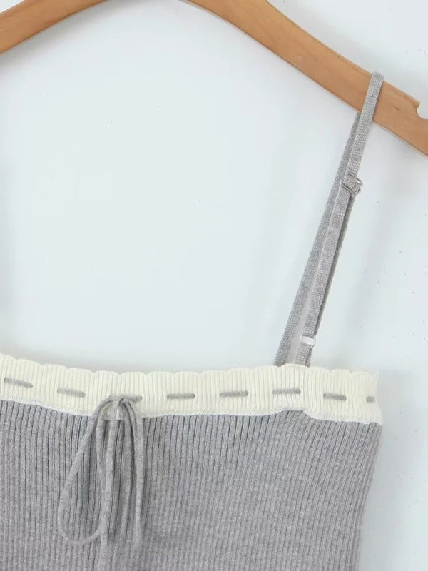 Damen-Langarmjacke mit neuem Reverskragen + farblich passende Hosenträger + Faltenrock 