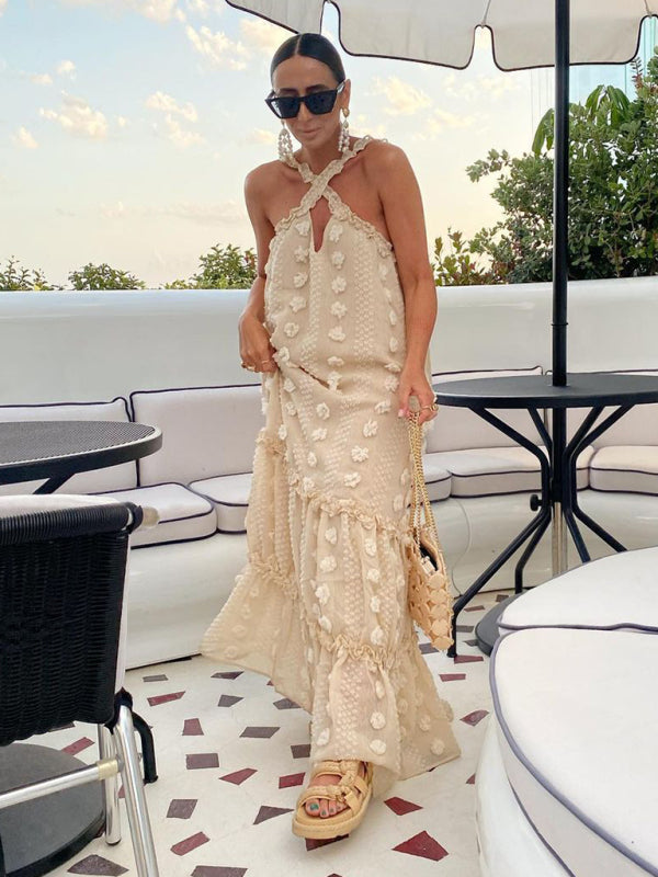 Robe dos nu pour femme, ornée de fleurs en relief et d'un motif « mopping cake ». 