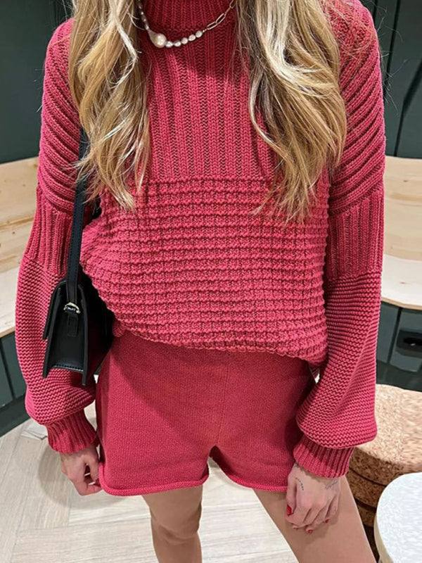 Zweiteiliges Set für Damen: Strickset mit Rundhalsausschnitt, langen Ärmeln und lockerer Passform sowie Shorts. 