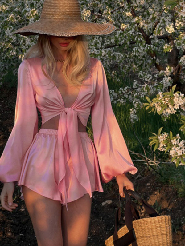 Neues Oberteil mit Laternenärmeln und V-Ausschnitt, sexy Shorts-Set im Urlaubsstil mit bauchfreiem Trägerkleid 