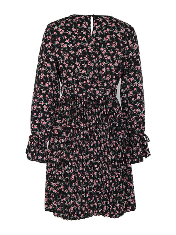 Boho-Kleid mit Blumenmuster und langen Ärmeln 