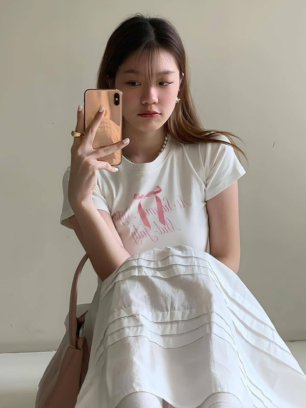 Neues Damen-T-Shirt mit Schleifenprint zum Valentinstag, Kurzarm, schmal geschnitten, Streetwear-Style, Hot Girl Fashion 