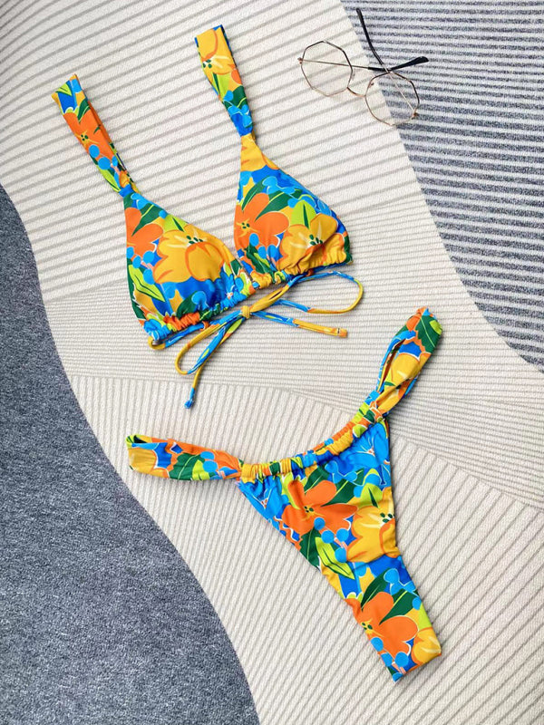 Modischer neuer bedruckter Riemchen-Bikini mit Schlitz für Damen 