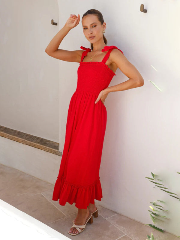 Frisches und süßes, schlichtes, einfarbiges Trägerkleid 