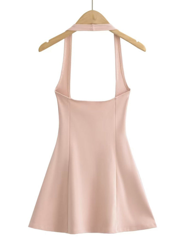 Breitkrempiger Neckholder-Rock mit hoher Taille, mehreren Knöpfen und Stretch-Rock 