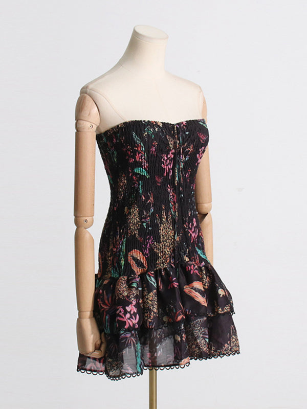 Neues, modisches und elegantes, bedrucktes, figurbetontes kurzes Kleid mit Neckholder-Design 