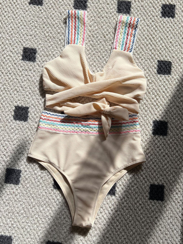 Neuer zweiteiliger Badeanzug der Rainbow Ribbon Serie mit hohem Bund 