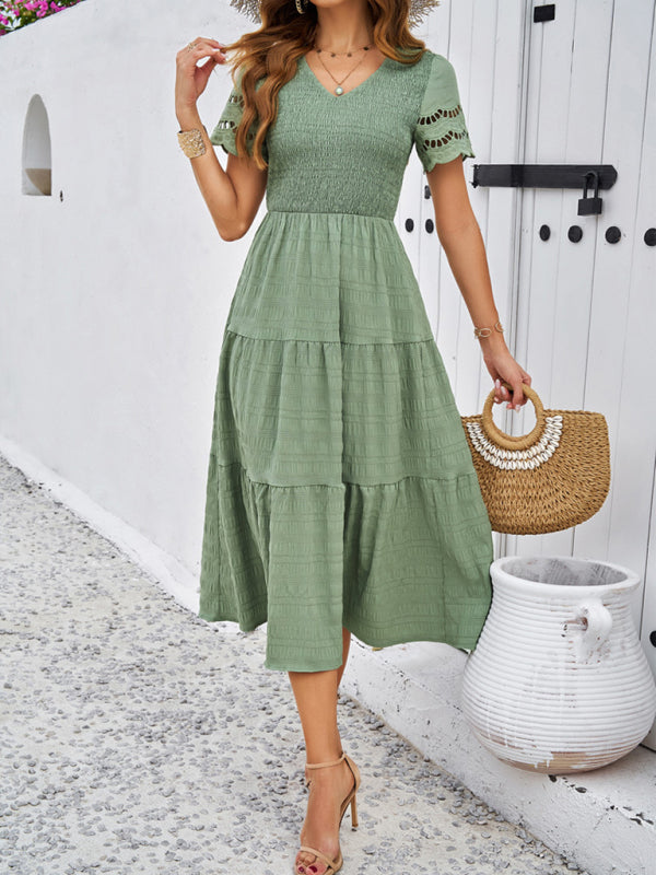 Neues einfarbiges Kurzarmkleid mit V-Ausschnitt 