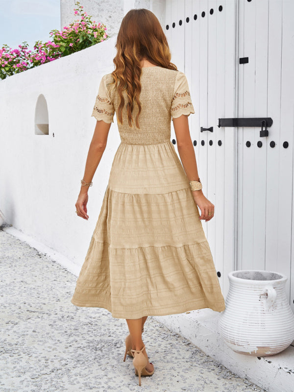 Neues einfarbiges Kurzarmkleid mit V-Ausschnitt 