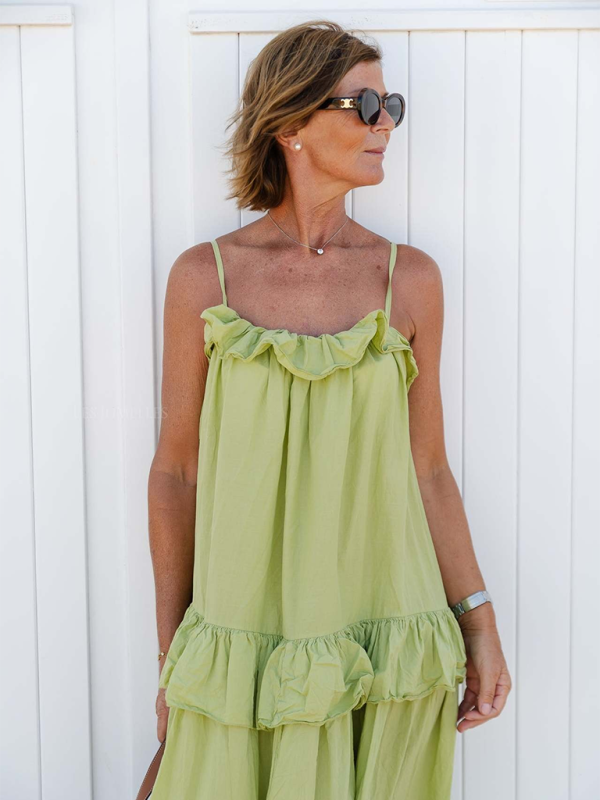 Neues, lässiges, langes Rüschenkleid mit langem Schwung und elegantem Strandkleid 