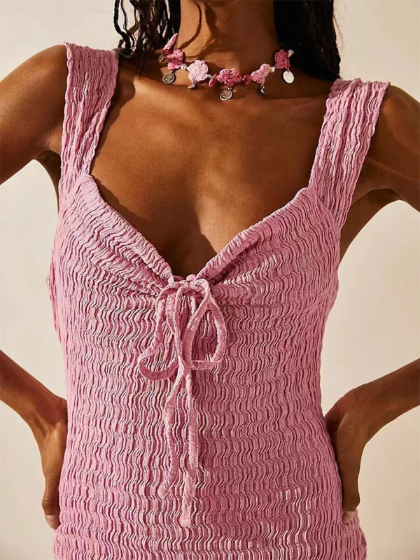Neues, sexy Damenkleid in Unifarbe mit Taillenschlitz 