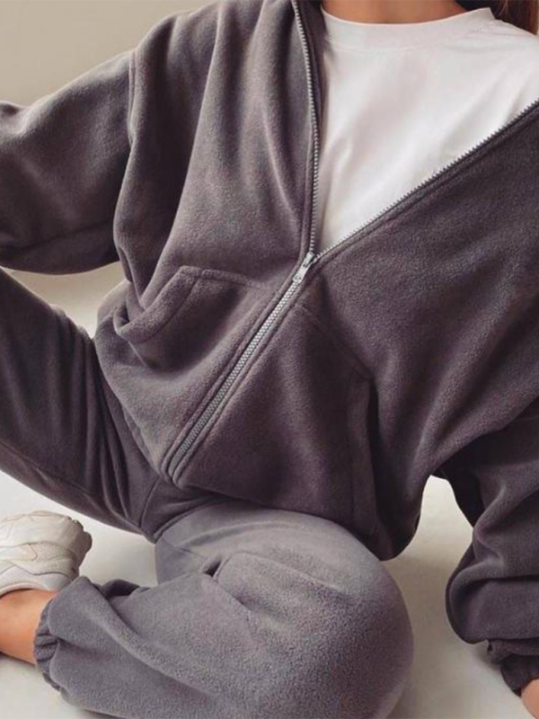 Ensemble pull sport et loisirs tendance 