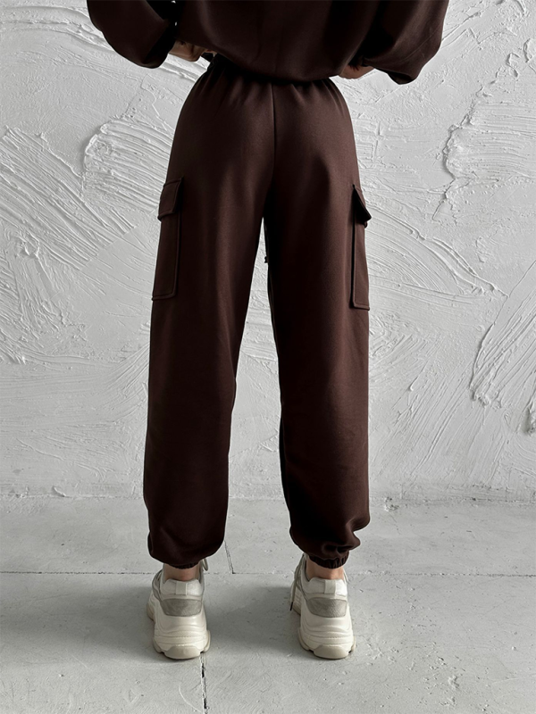 Ladies new fashion sports casual sweater set – close-up