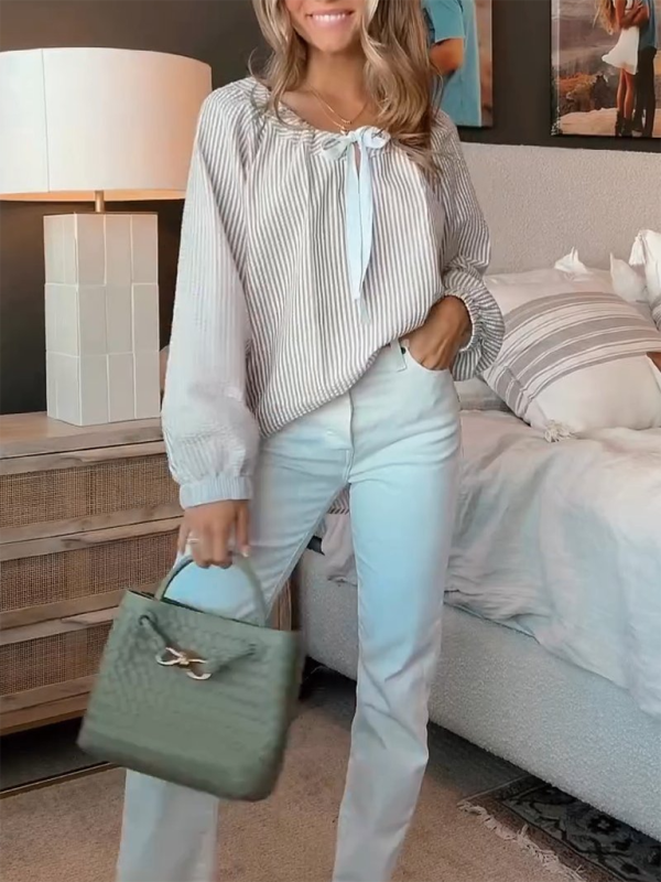 Women's striped blouse – detail lace-up neckline