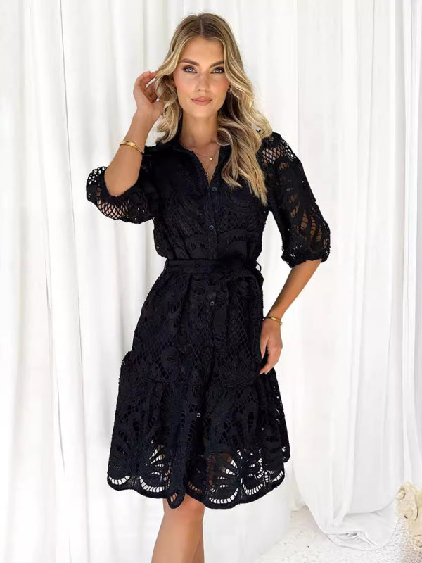 Neues sexy Hemdblusenkleid mit halblangen Ärmeln, hohler Spitze und Blumenmuster sowie Knöpfen 