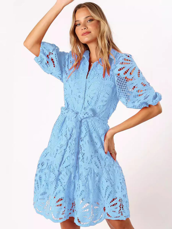 Neues sexy Hemdblusenkleid mit halblangen Ärmeln, hohler Spitze und Blumenmuster sowie Knöpfen 