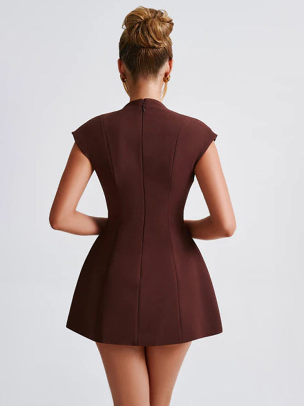 Neues einfarbiges, ärmelloses, sexy kurzes Kleid mit Taschen, V-Ausschnitt und hoher Taille, mit sexy V-Ausschnitt, hohem Bund 