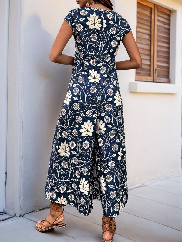 Printed wide-leg jumpsuit – closeup view
