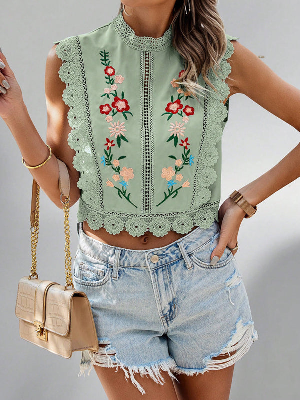 chemise en mousseline ajourée à col rond et col rond brodé de dentelle et de motifs végétaux 
