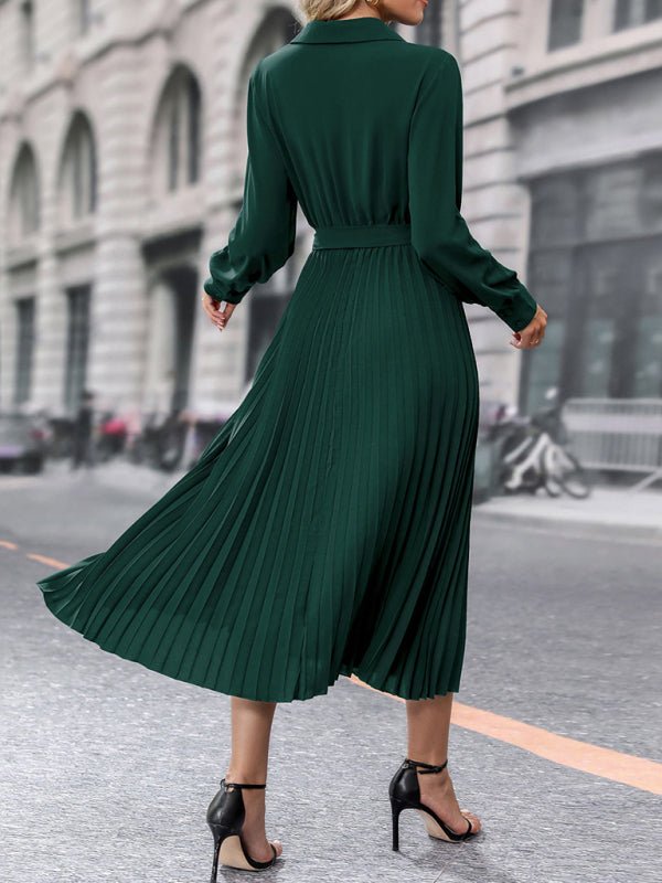 Modisches und schlichtes einfarbiges Kleid mit Reverskragen 