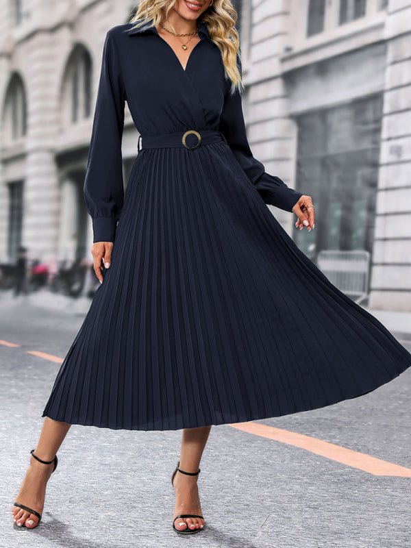 Modisches und schlichtes einfarbiges Kleid mit Reverskragen 