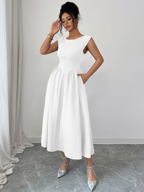 Elegant solid color waisted sleeveless maxi dress – detail view