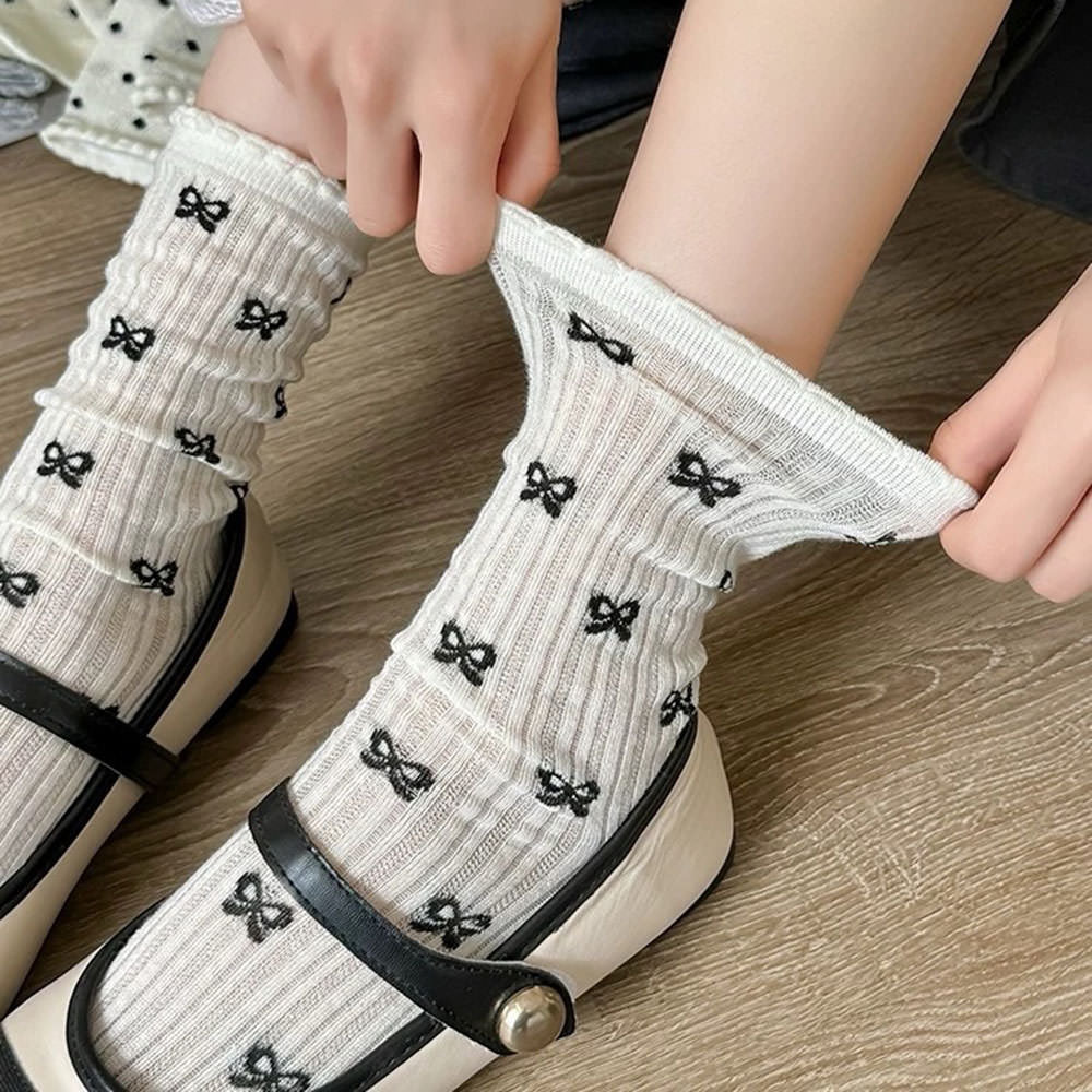 KITA BOW SOCKS: COQUETTE AESTHETIC BOW